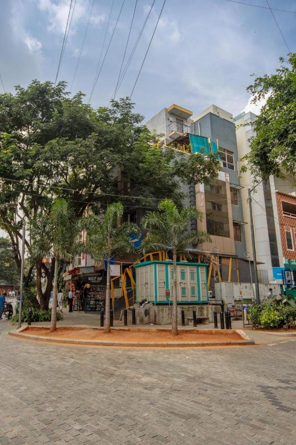 Locul Central - Church Street Бангалор Екстериор снимка